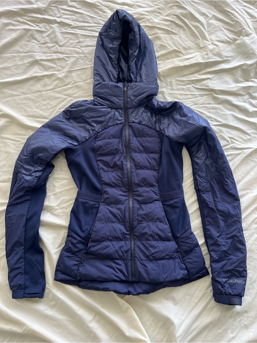 Lululemon Down for It All Hooded Puffer Jacket SZ 4